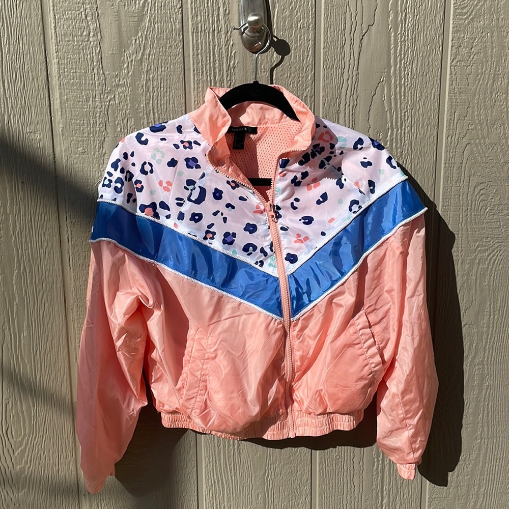 Forever 21 Windbreaker. Size S.